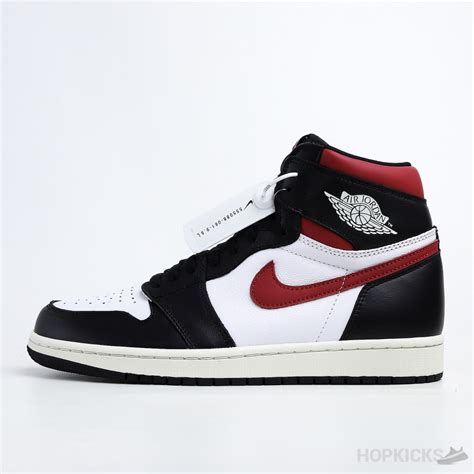 Air Jordan Retro High Black Gym Red Dot Perfect