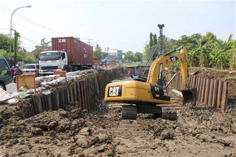 Banyak Proyek Box Culvert Di Surabaya Mangkrak Komisi C Geram Global