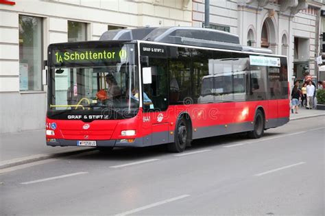 Vienna bus editorial image. Image of commuter, architecture - 28391700