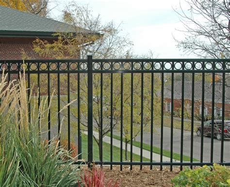 Photo Gallery Ultra Aluminum™ For Fences Gates And Railing