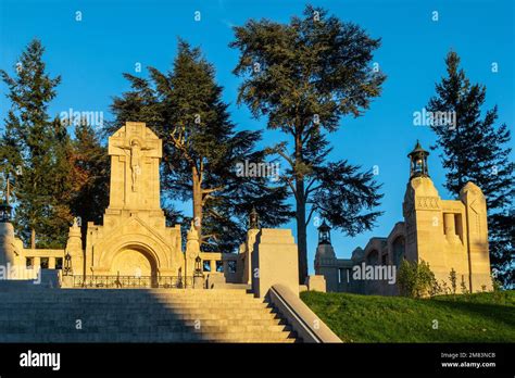 STATIONS OF THE CROSS, BASILICA OF SAINTE-THERESE OF LISIEUX, PILGRIMAGE SITE, LISIEUX, PAYS D ...