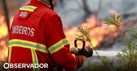 Incêndio em prédio em Gondomar faz um ferido grave e seis desalojados