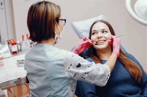 4 cuidados essenciais para manter os dentes saudáveis Toledo Web Agora