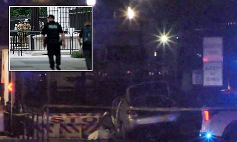 Speeding Driver Dies After Crashing Car Into White House Gate Daily Mail Online