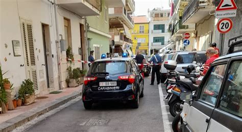 Omicidio A Letojanni Uomo Ucciso A Coltellate In Casa Era Nudo