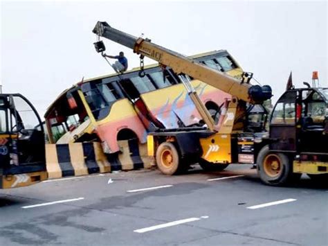 Narrow Escape For Passengers Up Narrow Escape For Passengers As Bus