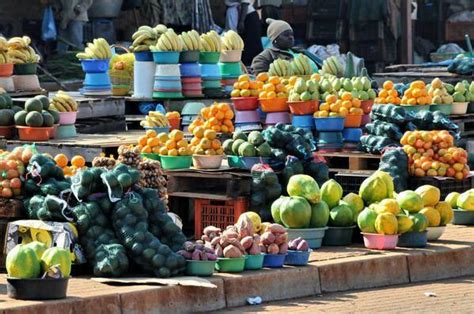 Tshakhuma Fruit Market