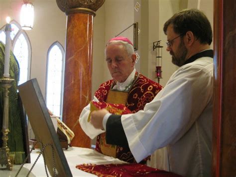 A Catholic Life: Bishop Williamson Saying Mass in St. Louis, Missouri ...