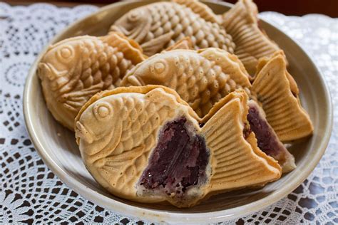 What Is Taiyaki Japans Popular Fish Shaped Red Bean Filled Street