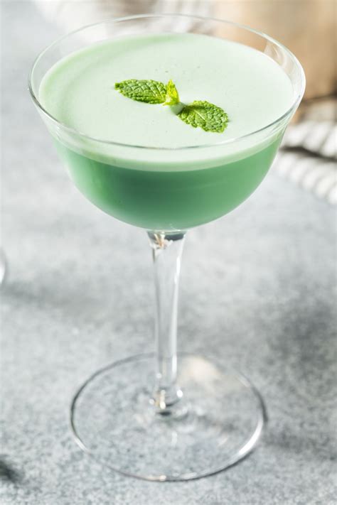 Grasshopper Cocktail Recipe Insanely Good