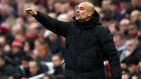 Guardiola se enciende en Anfield Se encara con la afición red y