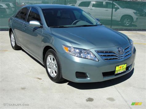 Aloe Green Metallic 2011 Toyota Camry Le Exterior Photo 46073169