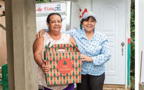 Entrega De Canastas Y Cajas Navide As En Las Comunidades Cementos