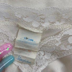 Vintage 80s Cream Lace Slip Dress Cream White Sheer Lace Vintage Lingerie 1980s Vintage Lingerie