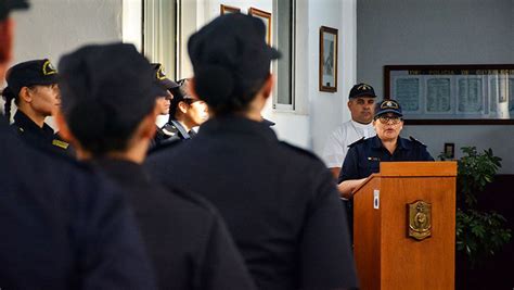 Puerto Belgrano Acto De Egreso En La Polic A De Establecimientos Navales