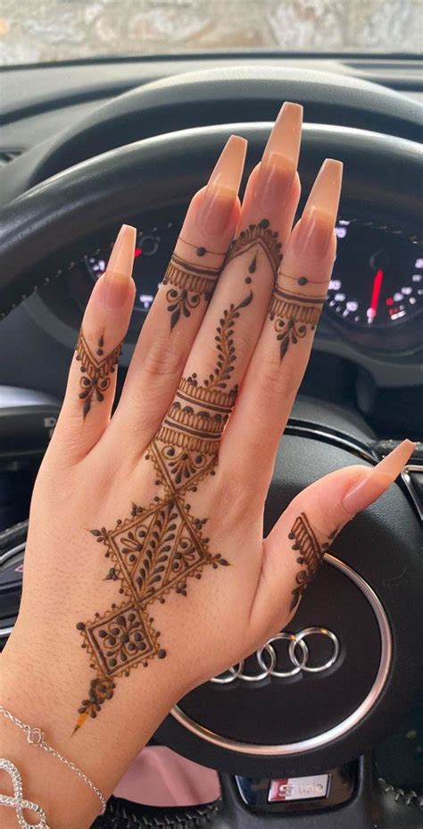 59 Timeless Pattern And Artistry Henna Designs Geometric Grandeur