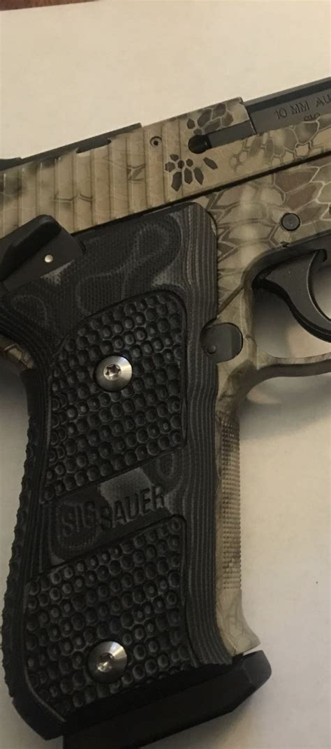 Ti-Sig Sauer P226,228 &229 Grip Screws | TiConnector