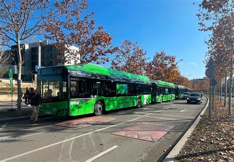 Sagal S Estrena Ocho Autobuses El Ctricos De Solaris En Manresa