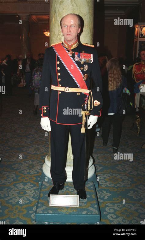 London Wax Figure Of King Harald In Madame Tussaud S Wax