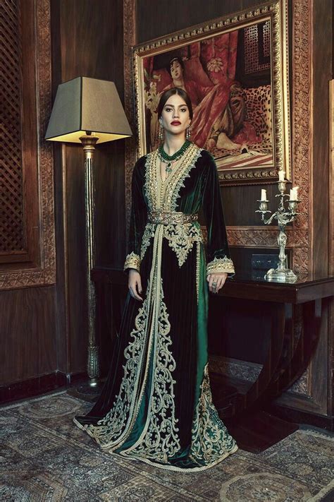 Pin By Mary On Caftan Marocain Moroccan Fashion