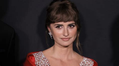 Penelope Cruz Il Nuovo Drastico Cambio Look Per Le Feste Osa Con Una