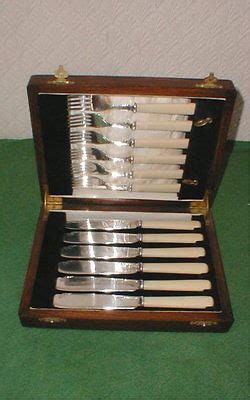 Antique Silver Plated Fish Knives Forks In Oak Canteen Bone Handles