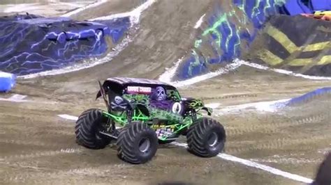 Nitro Circus Monster Truck