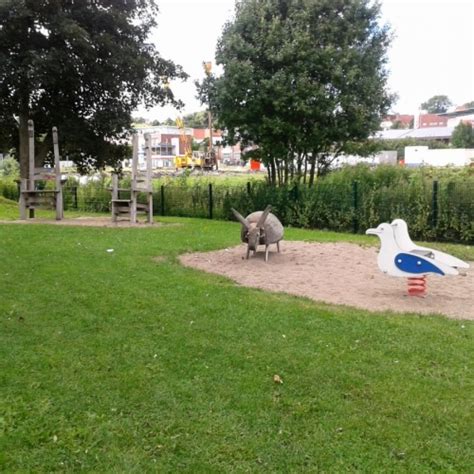 Bild Zum Spielplatz Spielpl Tze K Nigswiesen In Schleswig