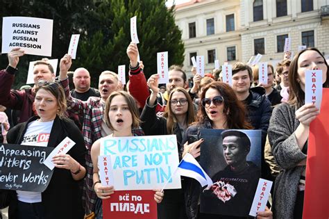 Wściekli Gruzinie wyszli na ulice Trwają protesty przeciwko rosyjskiej