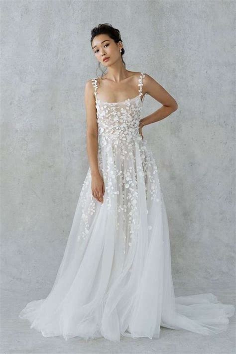 97 Gorgeous Floral Applique Wedding Dresses Weddingomania