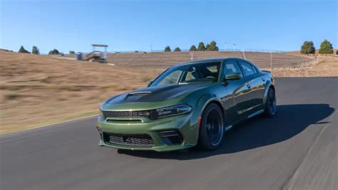 Introducir 38+ imagen dodge charger hellcat 0 60 - Abzlocal.mx