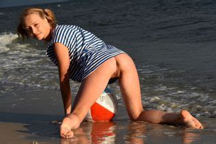 Presenting Calli Luscious Hentai Manga Porn