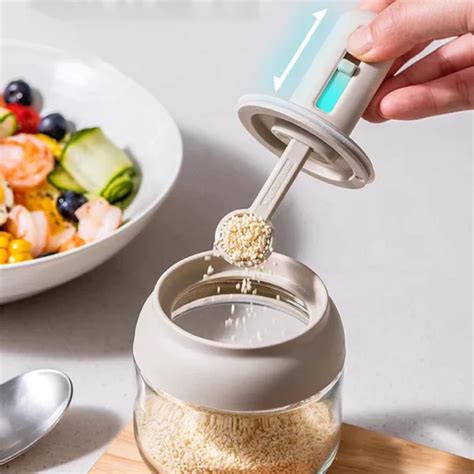 Retractable Spoon Seasoning Bottle Howelo