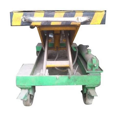 Mild Steel Hydraulic Lifting Table At Rs In Thane Id