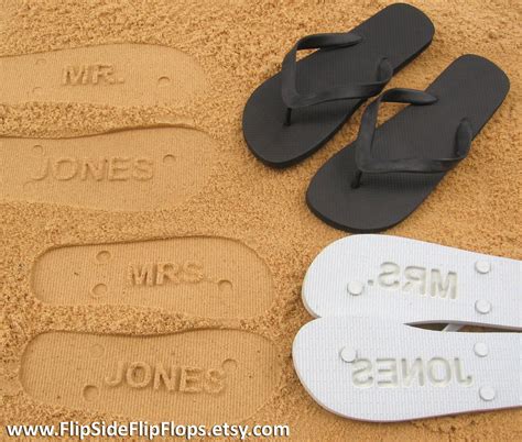 Bride Wedding Date Custom Flip Flops Personalized Wedding Etsy Bridal Flip Flops Bridal