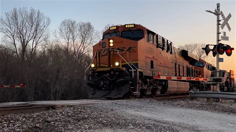 Fast Moving Z Train Heading East BNSF Transcon Emporia Sub 4 7 23