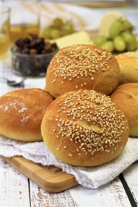 Italian Semolina Rolls - Mangia Bedda