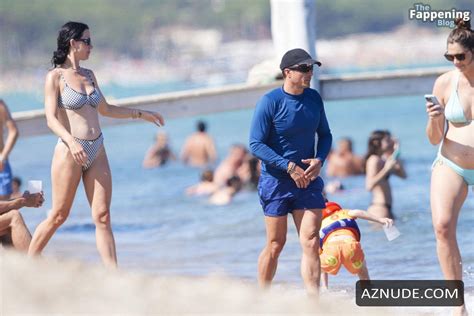 Katy Perry Sexy Shows Off Her Hot Bikini Body At Le Club Beach In Saint Tropez Aznude