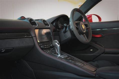 PORSCHE GT4 interior : r/carphotography