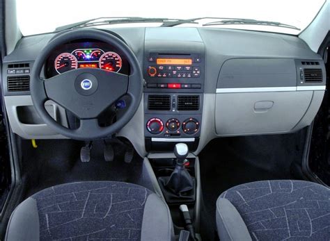 2006 FIAT PALIO Fabricante FIAT PlanetCarsZ