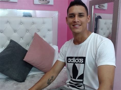 Thomas Peyton Cam Model Free Live Sex Show Chat Stripchat