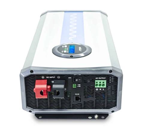 Инвертор 2 кВт 12/220В Epever IP2000-12-Plus — купить в Солнечные.RU