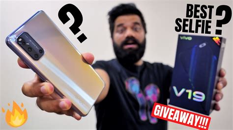 Vivo V Unboxing First Look Perfect Mp Dual Selfie Camera