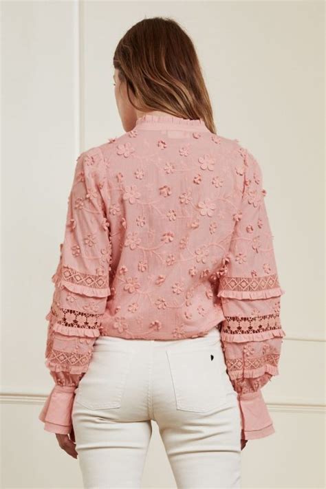 Lovely Pink Brodert Bomull Bluse Med Pufferm Og P Sydd Blomster