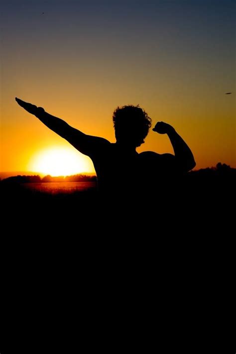 main character medium