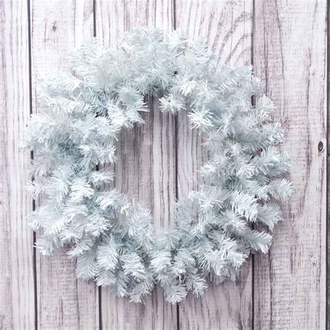 White Christmas Wreath - 45cm - Christmas Elves