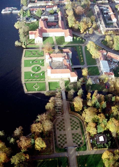 Luftaufnahme Rheinsberg Wassergraben Mit Wasserschlo Schloss Schloss