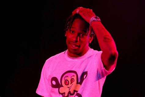 Travis Scott Offers to Replace Fan’s Lost AirPods, Fans Want More - XXL