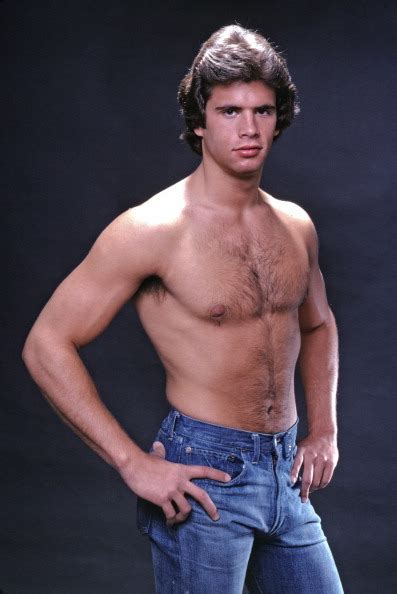 Lorenzo Lamas Falcon Crest