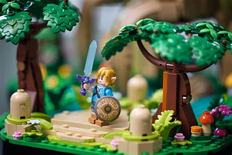 Nintendo Partners With Lego For New 300 The Legend Of Zelda Set Men S Journal